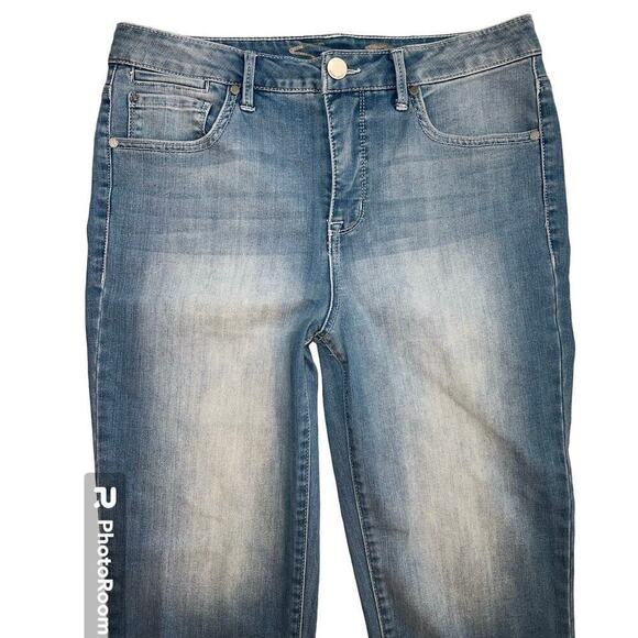 Seven7 High Rise Stovepipe Straight Jeans, size 8, 26” inseam - Picture 3 of 10